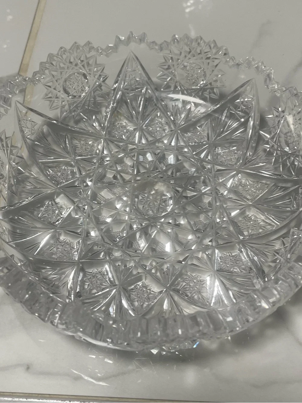 Crystal Cut Glass Decorative Serving Bowl - Clear